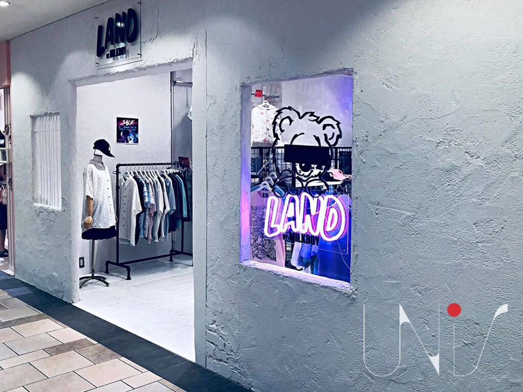 洋服店の外観