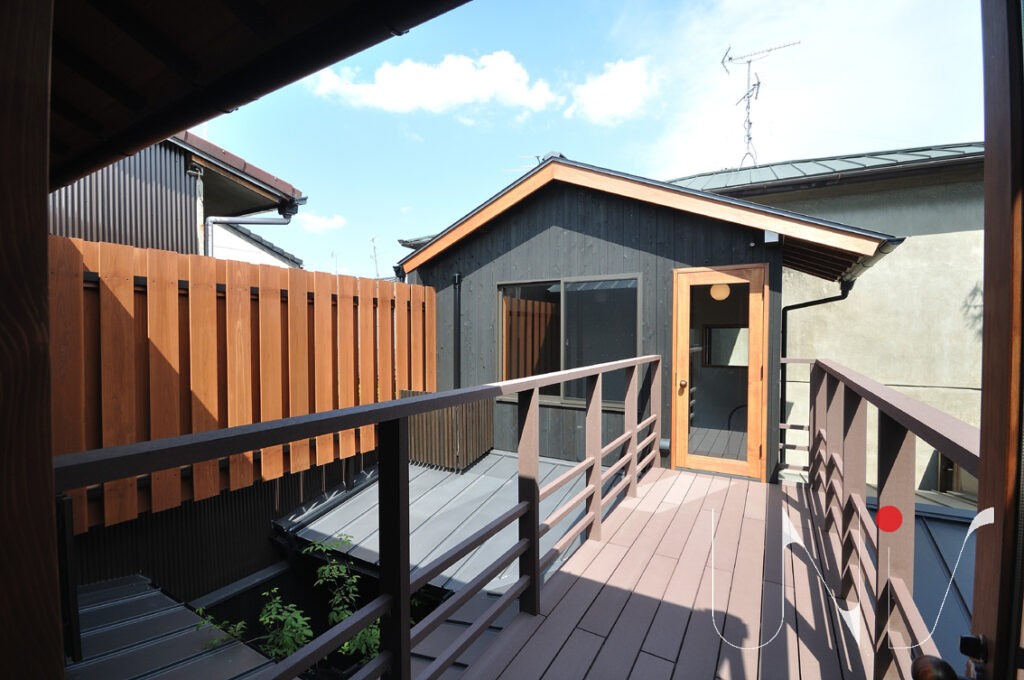 京町家のバルコニー